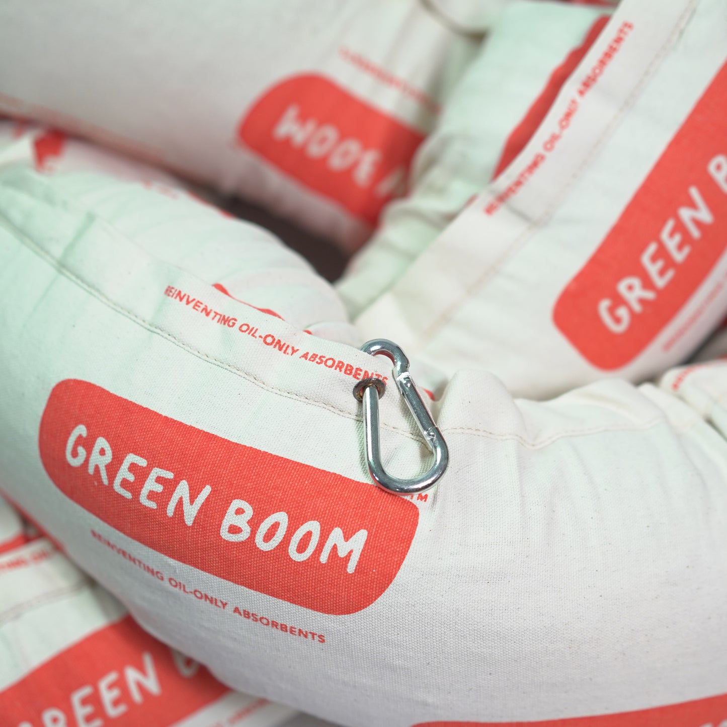 Green Boom Oil-Only Large Absorbent Booms (Pack of 4)