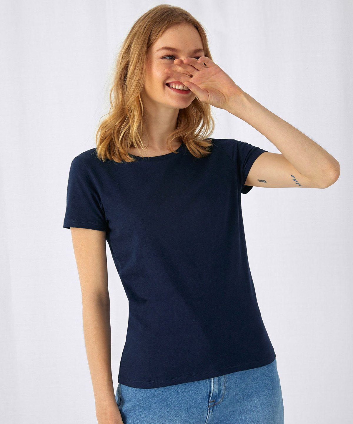 Womens Modern Basic Short Sleeved Tee