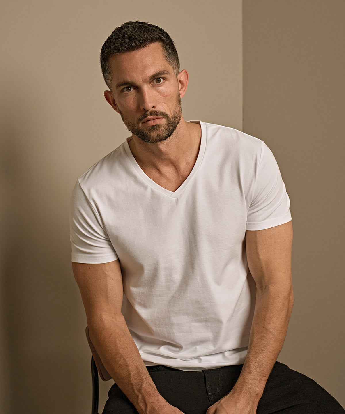Mens Stretch V-Neck Tee